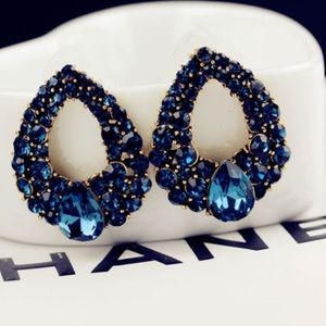 ANY PAIR UNDER $25 R 4 FOR $20 Blue sapphire rhinestone earrings.NWT